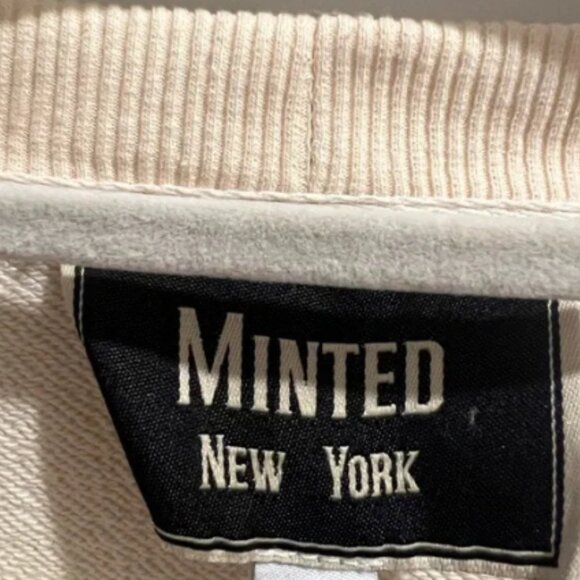 Minted New York Sandbox of Dreams, Crop - Picture 4 of 4